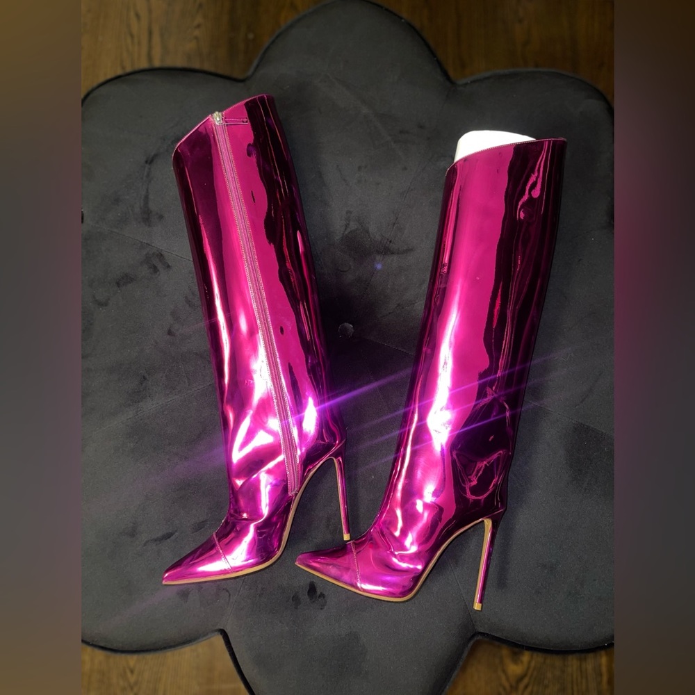 BRAND NEW Alexandre Vauthier Metallic Boot - Picture 2 of 5